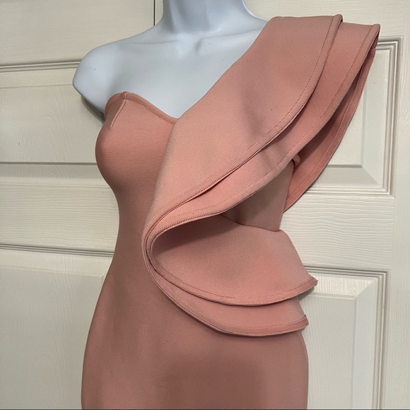WOMEN’S one shoulder ruffle Bandage dress - Picture 3 of 4